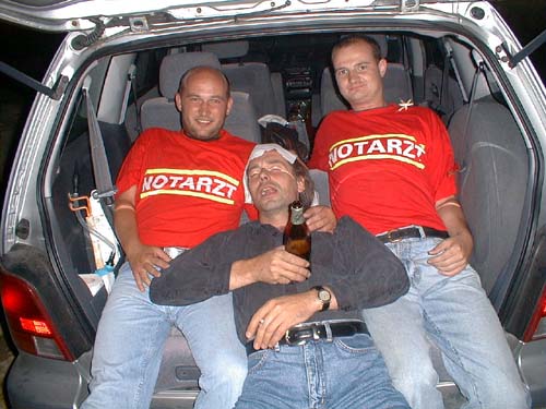 Notarzt02.JPG (47696 Byte)